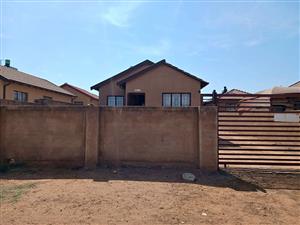 Stunning 3 Bedrooms House To Rent in Soshanguve VV