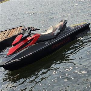 2014 Seadoo Rxtx 260rs with low hours 