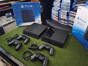 Sony Ps4 with all cables and 1 controler
