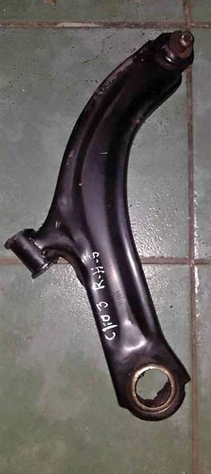 Renault Clio 3 RHS control arm