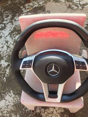 Mercedes A45 AMG airbag