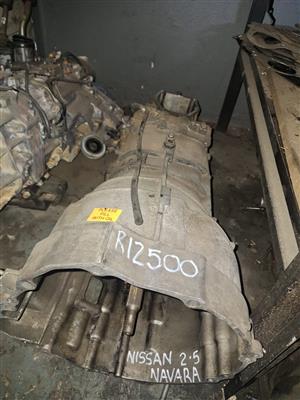Nissan Navara 2.5 2x4 gearbox 6spd R10000 on exchange