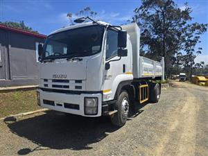 T826- 2023- ISUZU FTR850 TIPPER TRUCK