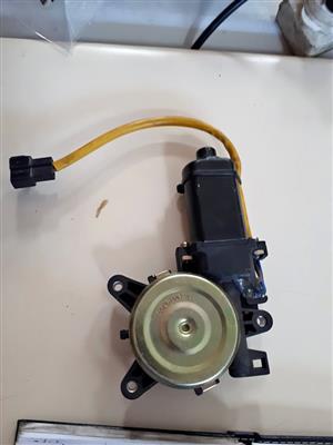 daewoo window motors new to clear make an offer