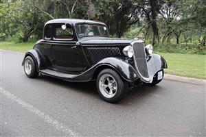 1934 Ford Hotrod 5 Window Coupe