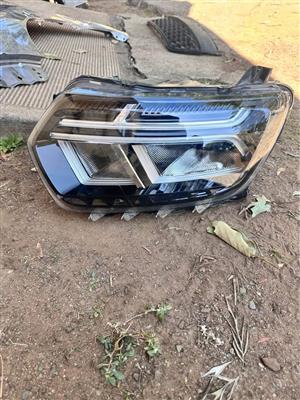Renault duster 2024/2025 left side headlight