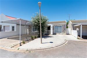 Ideal Starter Home or Lock-Up-and-Go Opportunity