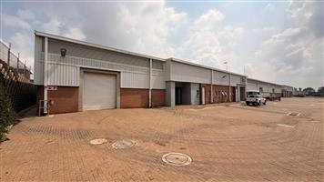 673m² Warehouse To Let, Prime Location in Twenty One Industrial Estate