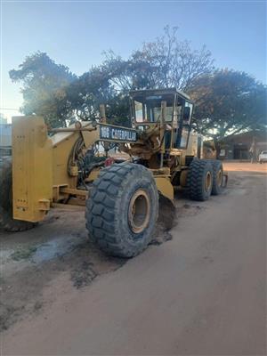 Caterpillar 16G Grader 