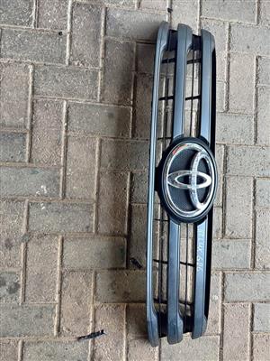 Toyota Hilux GD6 Main Front Bumper Grill