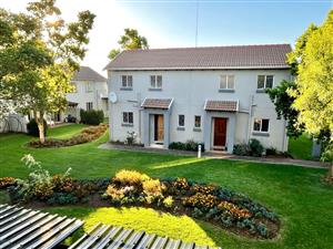 Modern Duplex in Aloe Place – Greenstone Hill