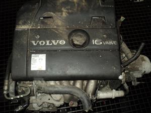 VOLVO S40 1.8 NON TURBO ENGINE (B4184S)