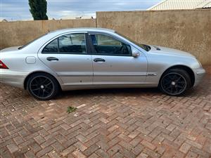 Mercedes-Benz C-Class sedan