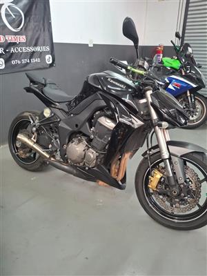 KAWASAKI Z1000