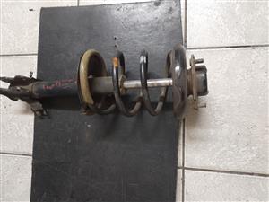 Nissan X-Trail 2.0 QR20 front right shock for sale 