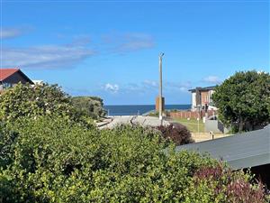 4 Bedroom House For Sale with 1 Bedroom Flatlet in Klein Brak Rivier
