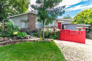 4 Bedroom House Available Valhalla