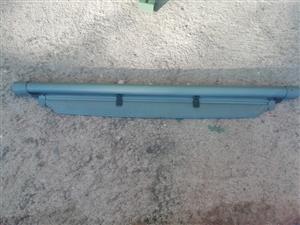 2002-2006 Jeep Cherokee KJ Liberty  Retractable Trunck Cargo cover