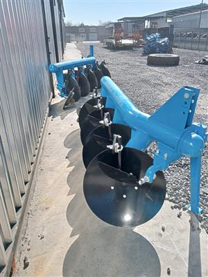 New Giant disc ploughs in stock