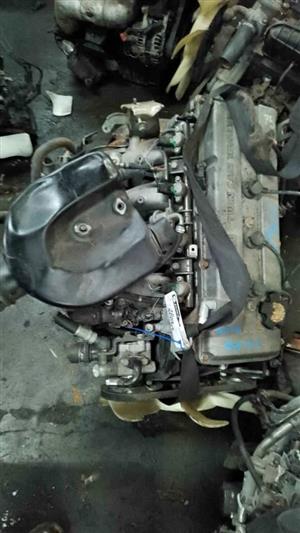 NISSAN KA24 COMPLETE ENGINE FOR SALE