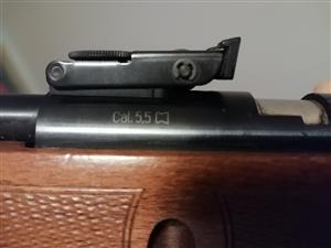Gamo 5,5 Underlever pellet gun with Gamo scope 4 x 32 and bag 