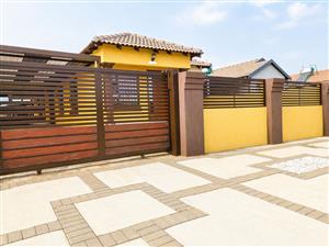 House For Sale in Soshanguve YY