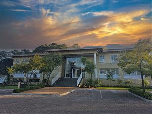 Office space to let in Country Club Estate