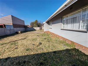 # Bedroom 2 Bathroom house for Sale in Vaalpark