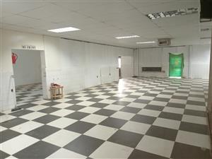 Commercial retail property in Hamilton to rent