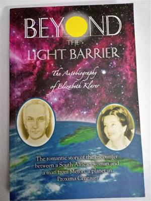 Beyond the light barrier .The Autobiography of Elizabeth Klarer 