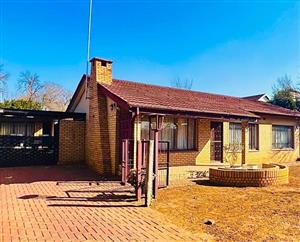 House For Sale in Vanderbijlpark Central West 2
