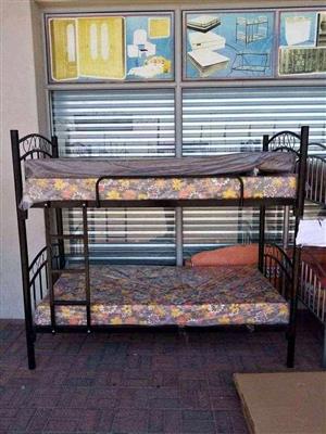 Double Bunk and Trybunk on special