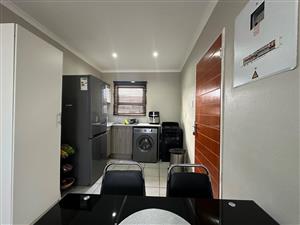Townhouse Rental Monthly in Dawn Park