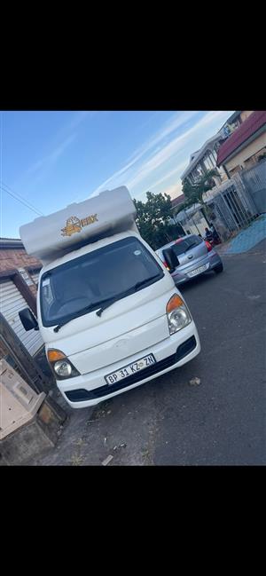 Hyundai H100