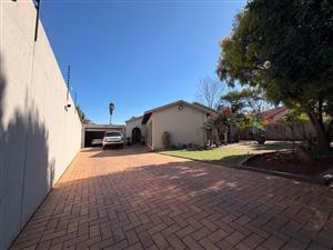 House For Sale in Eden Glen