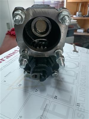 We fit and supply different types of hydraulic PTO and pumps 