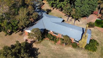 Plot living in Akasia