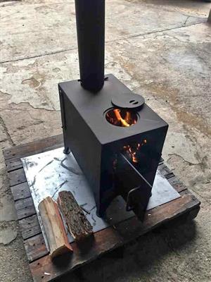 Medium 8kw Bozin's closed combustion fireplaces includes Chimney kit