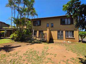 Cozy 2-Bedroom Duplex in a Secure Setting
