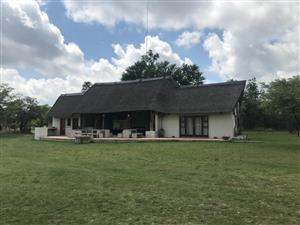 Exclusive Guest Farm & Conference Retreat | Only 40km from Pretoria.