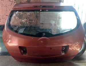 Nissan Murano tailgate