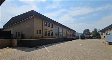 1678sqm Warehouse to lease in Randjespark, Midrand
