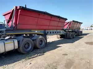 2008 sidetipper link trailer available for sale. Contact only if interested. Asking for 90 000