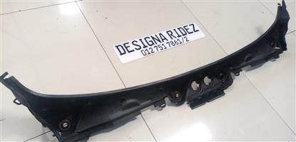 BMW WIND SCREEN COWLING FOR F80 M3 