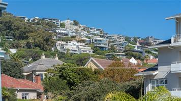 House For Sale in Bantry Bay