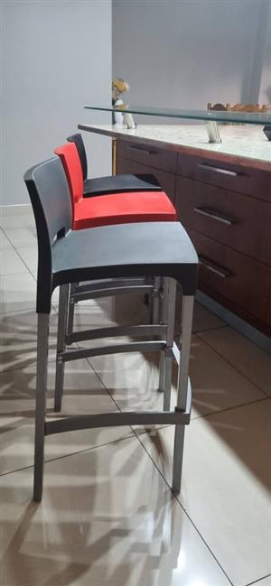 Donny bar chairs