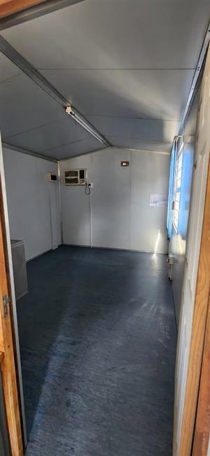 PARK HOME UNIT FOR SALE