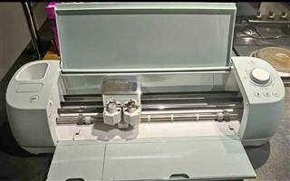 Cricut Vinyl Cutter