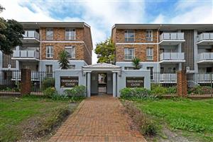 Apartment For Sale in Claremont