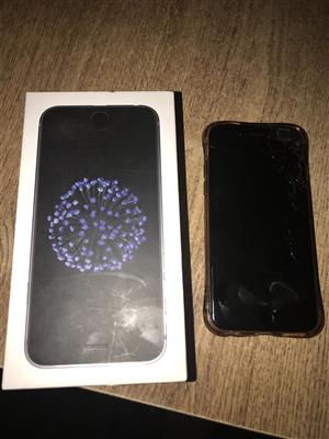 Iphone 6 silver grey  still in good condition